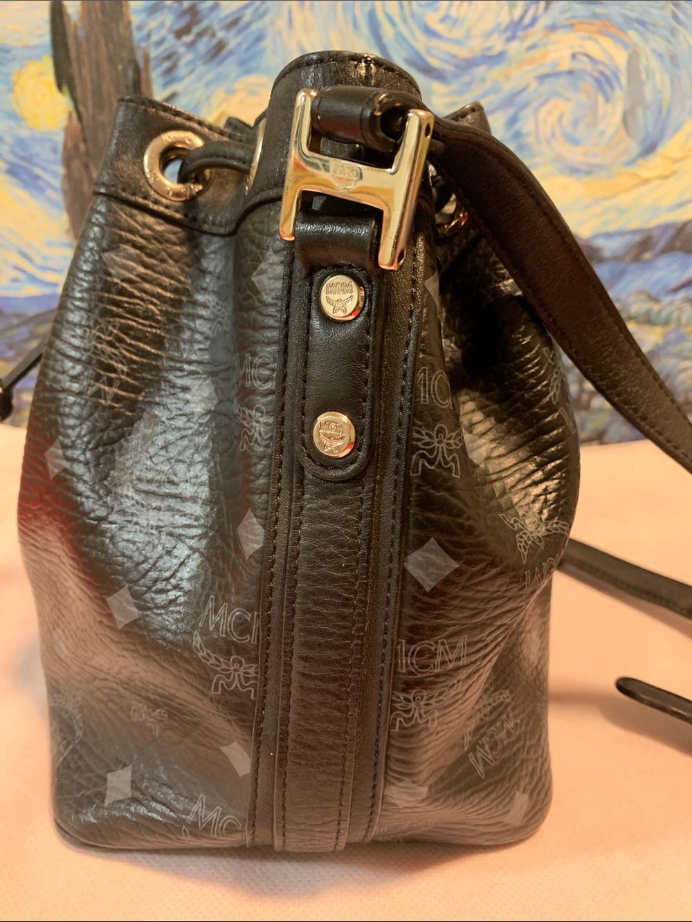 MCM Monogram leather Drawstring Crossbody Bucket Bag. - Picture 5 of 10